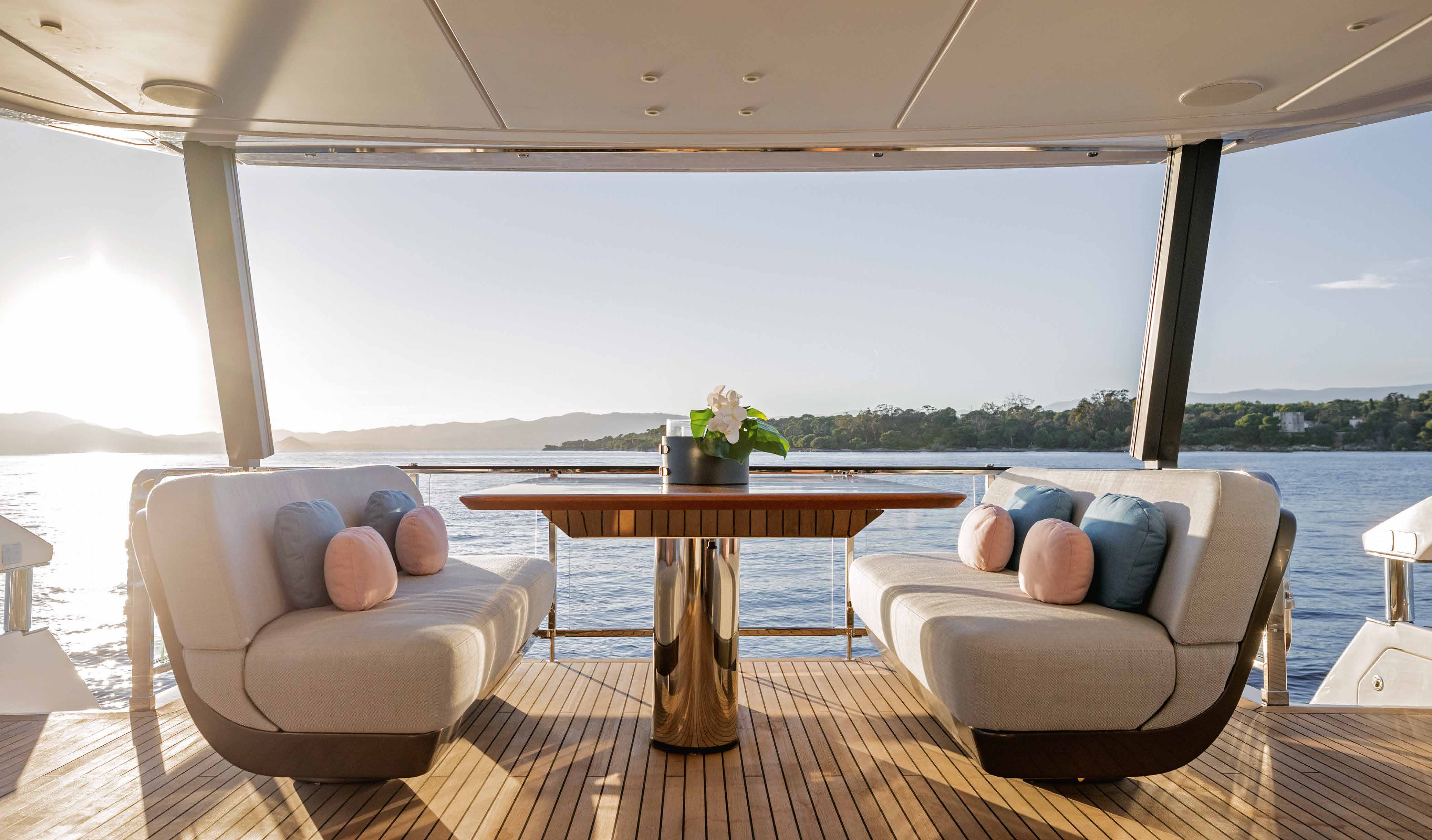 Azimut0Yacht-Grande26M-fly