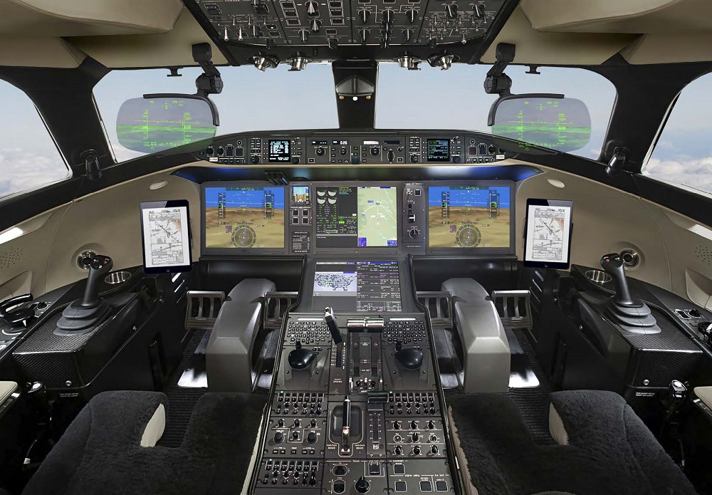 Bombardier-Global-8000-Cockpit-new