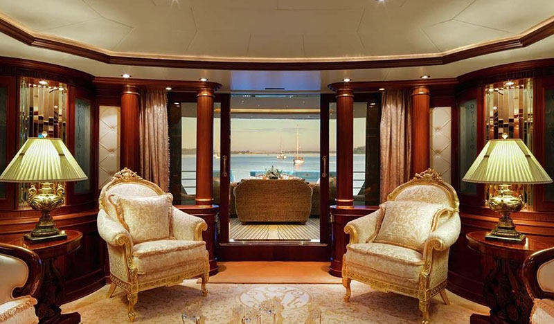 Isa_yacht_47m-interior-design-balcony