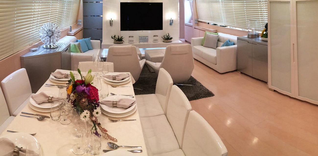 Maiora-yacht-33m_charter-saloon-interior-dining