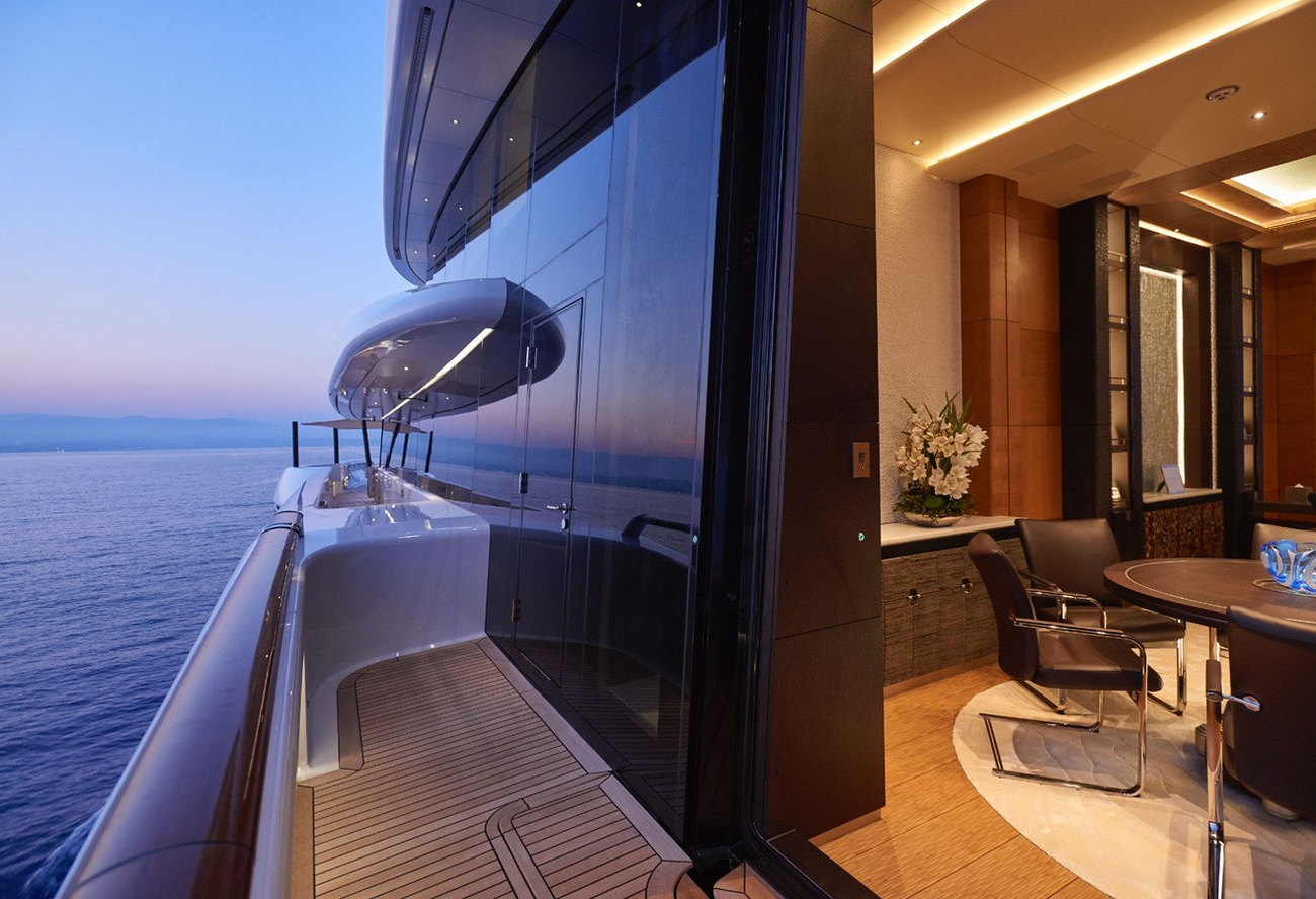 Oceanco-yacht-89m-balcony
