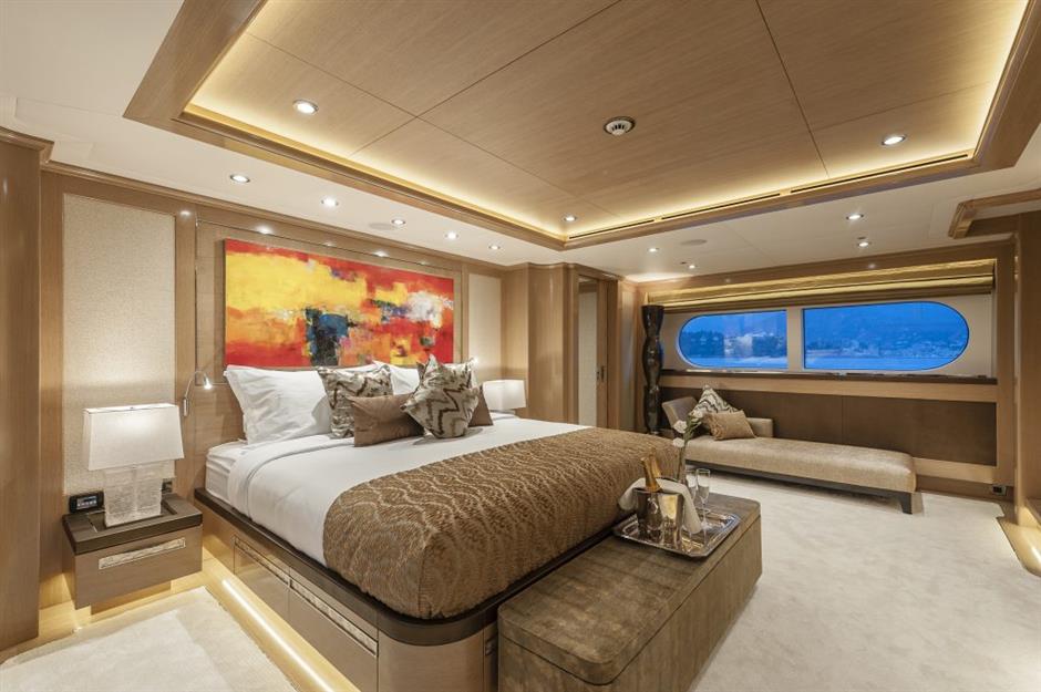 Sunrice_45m_2014_yacht_master_cabin