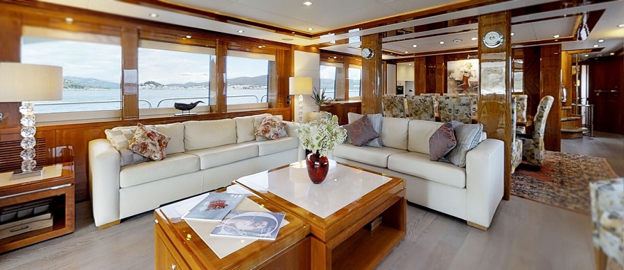 Sunseeker_34M_yacht_saloon_interior
