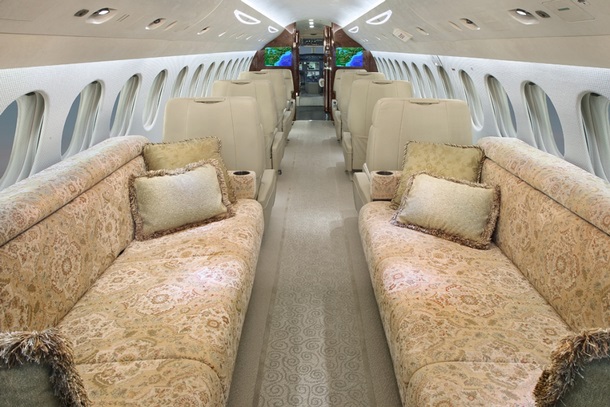 air_jet_falcon_7X_seats