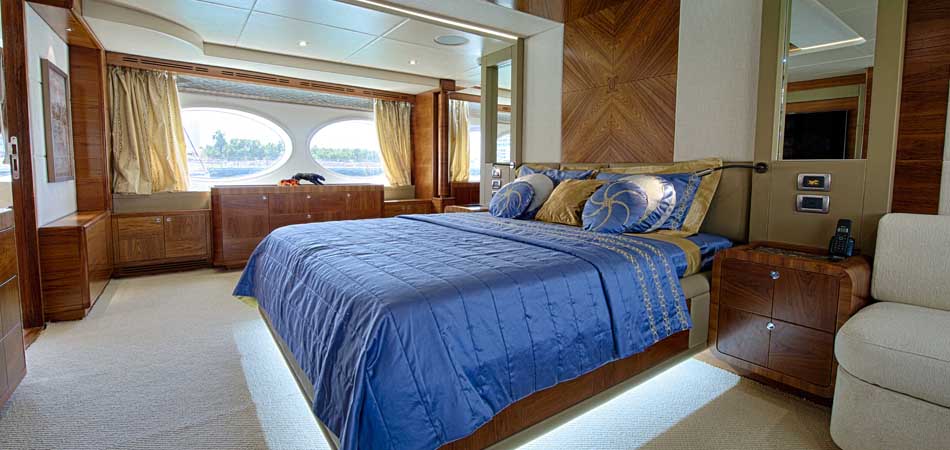 Owners_Stateroom730