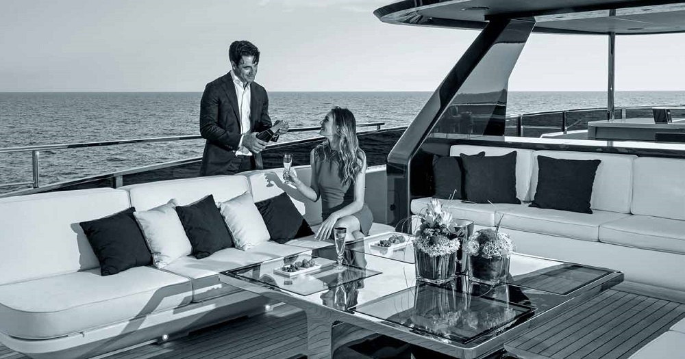 Mangusta_Yacht_Oceano43m_lifestyle_Worldmarine