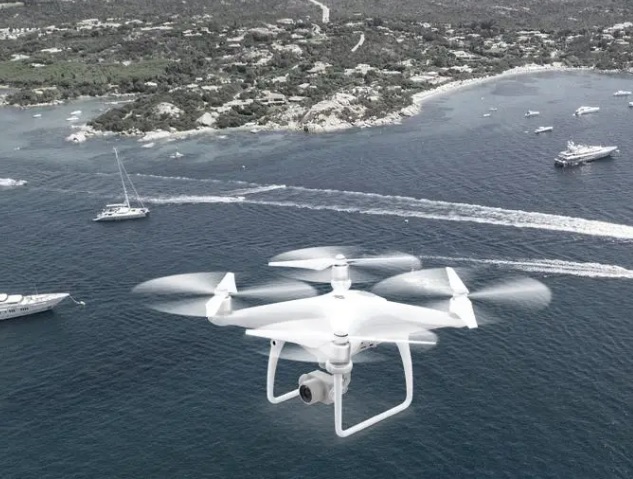 dron-against-yachts
