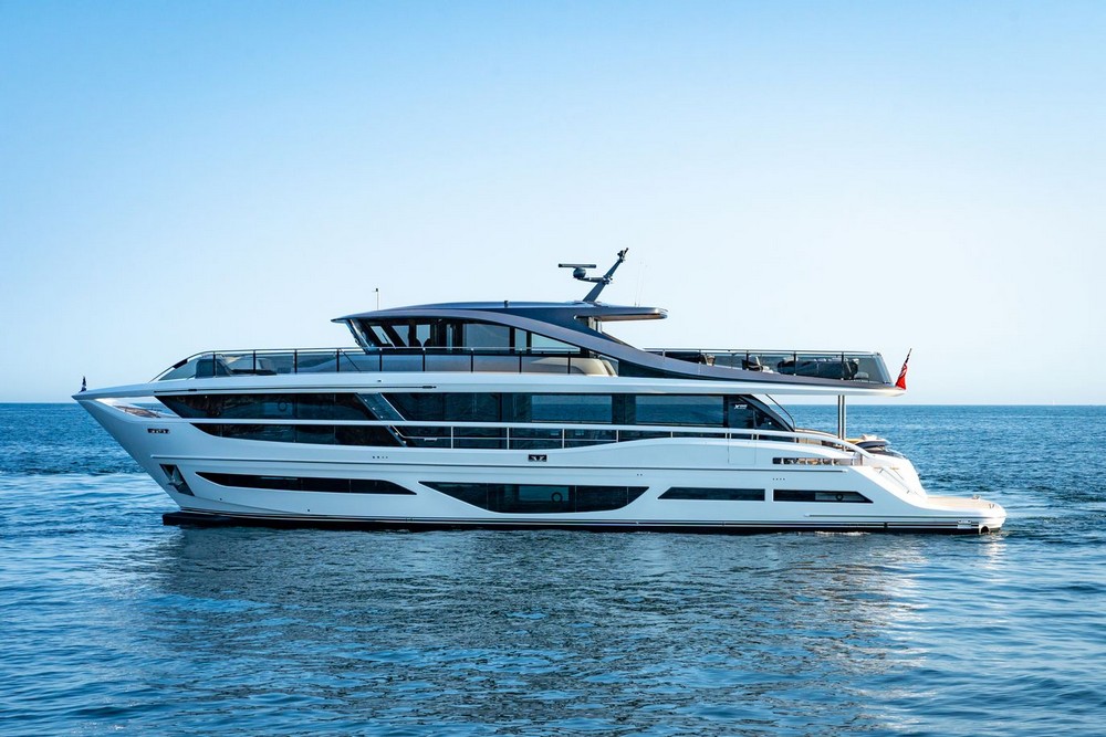 princess-yacht-X95-2021