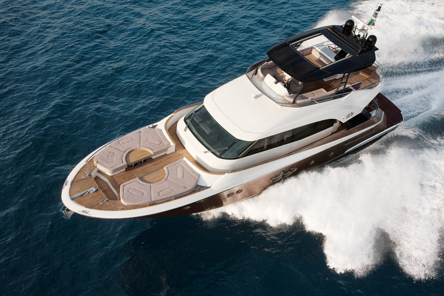 Monte_Carlo_Yachts70